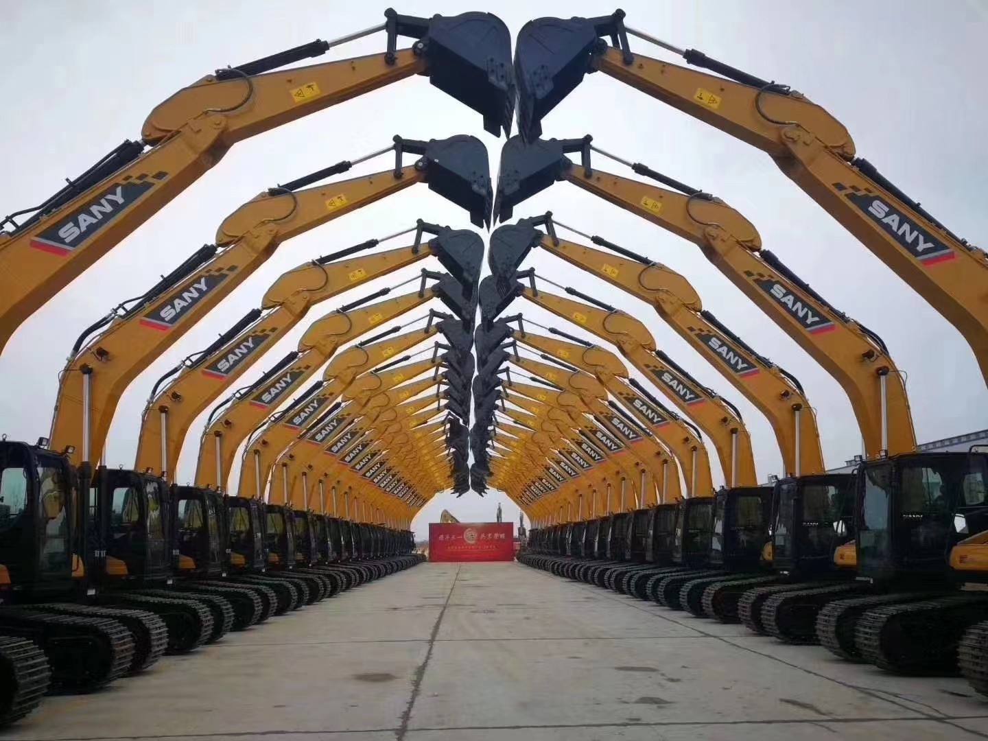 新安县挖掘机培训