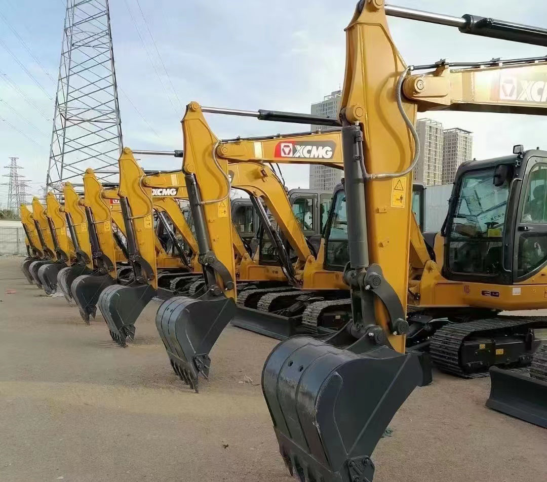 新安县挖掘机培训电话